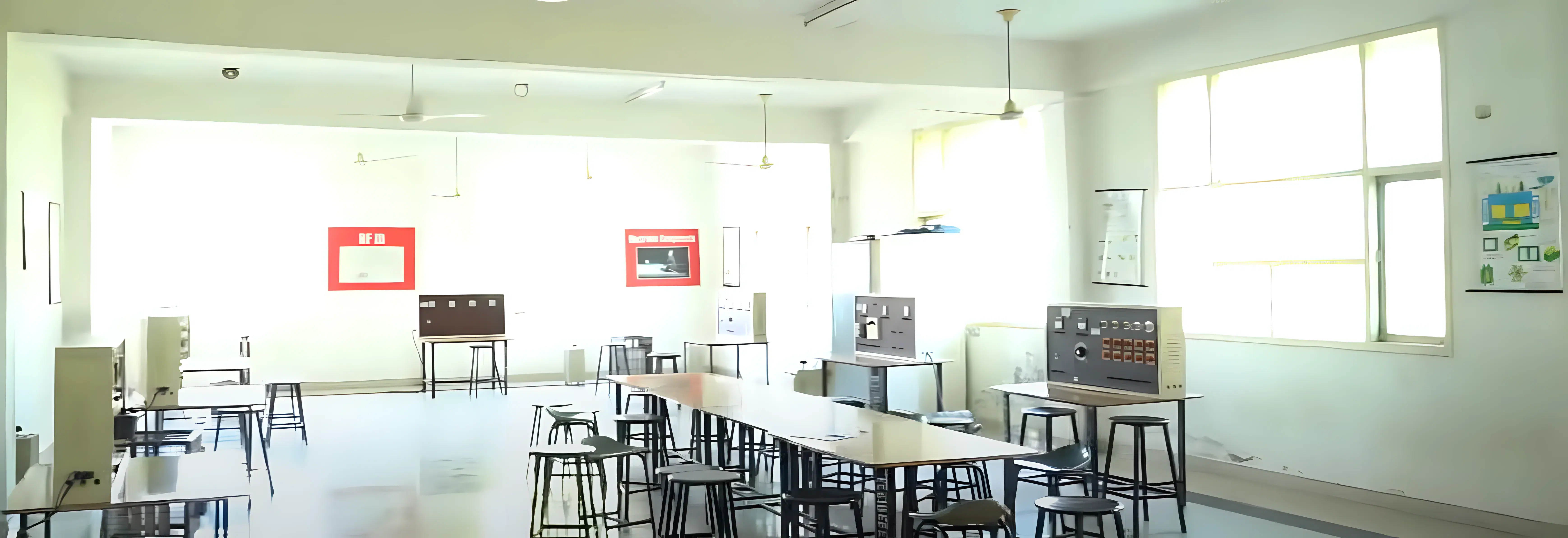 Global Group of Institutes Amritsar lab photo 4